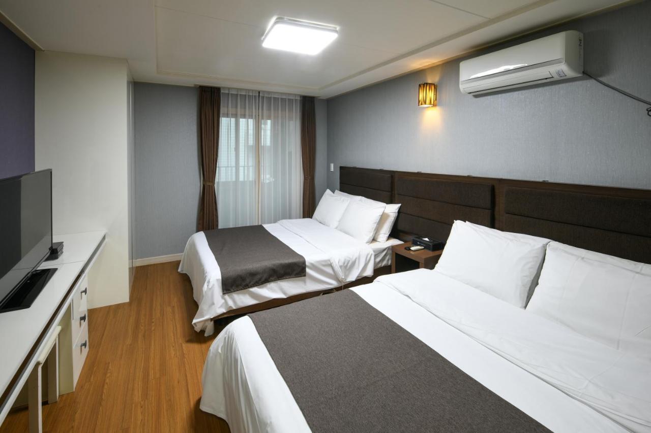Jeju Airport Hotel Exteriör bild