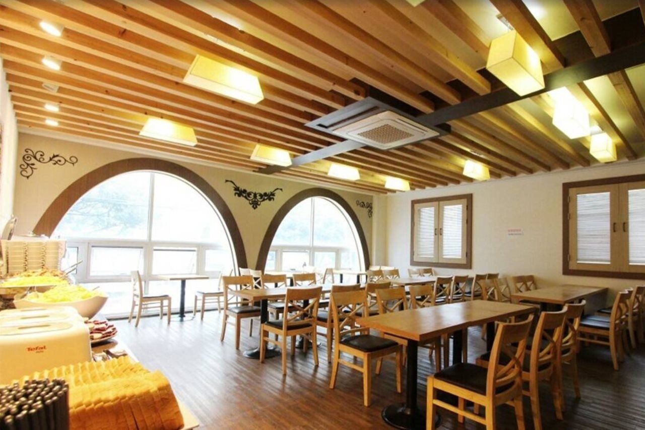 Jeju Airport Hotel Exteriör bild